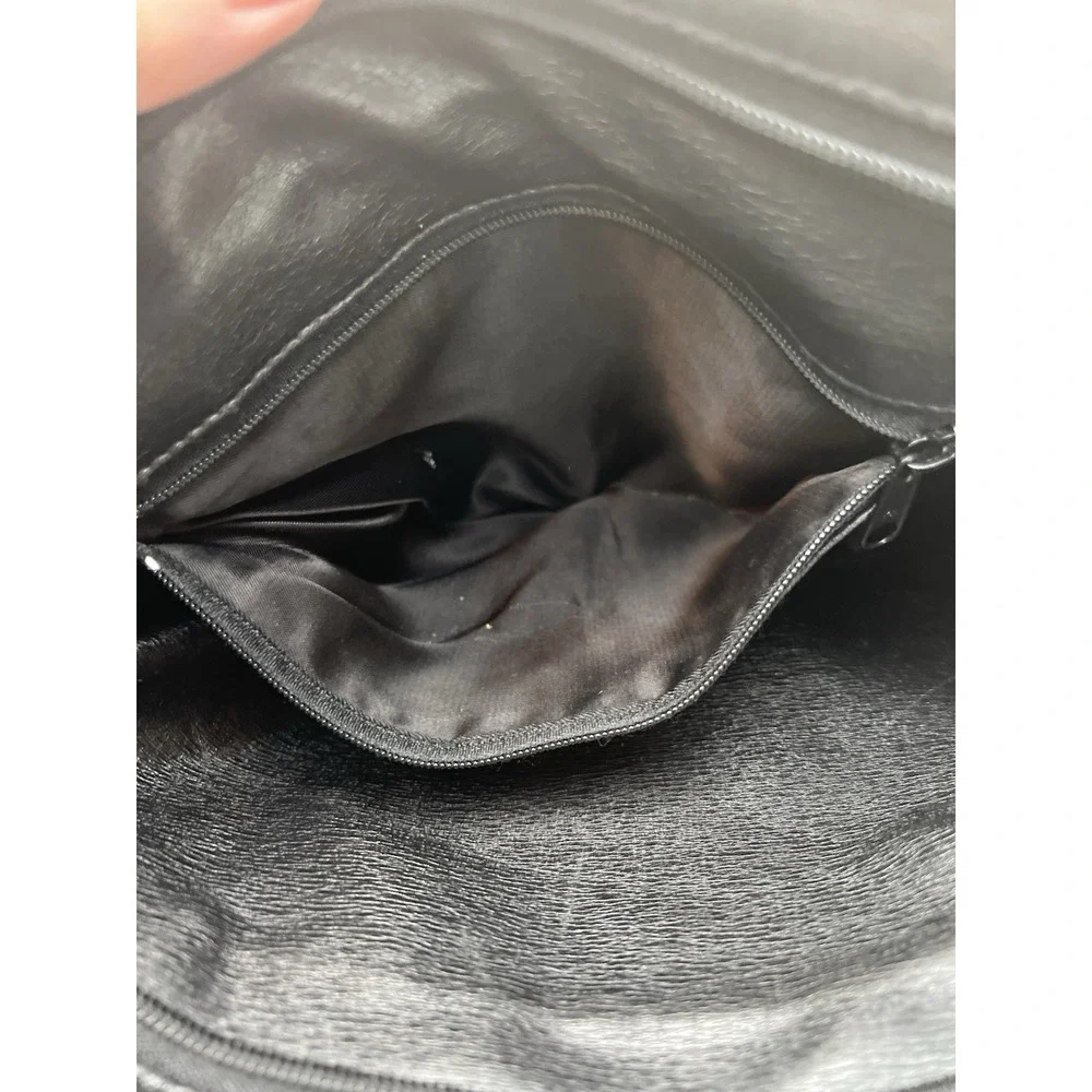 Koret Vintage Black Leather Quilted Shoulder Handbag Tassel Chain Straps